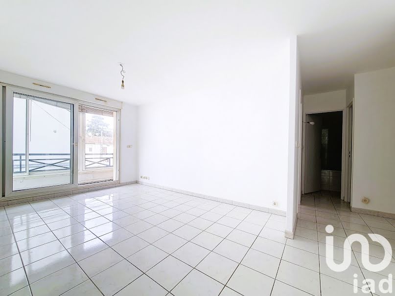 Vente appartement 2 pièces 48 m² à Villemomble (93250), 194 000 €