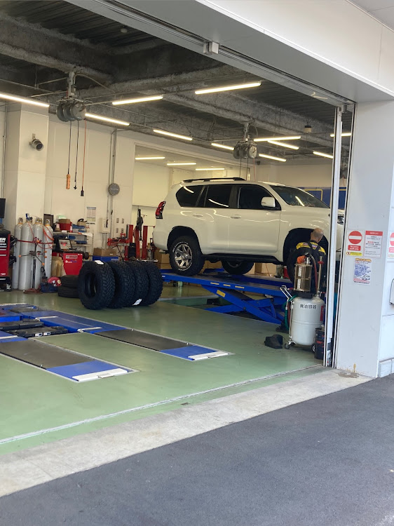 ランドクルーザープラドのリフトアップ・BE FREE・285/70R17・G003・MTタイヤデビューに関するカスタム事例の投稿画像2枚目