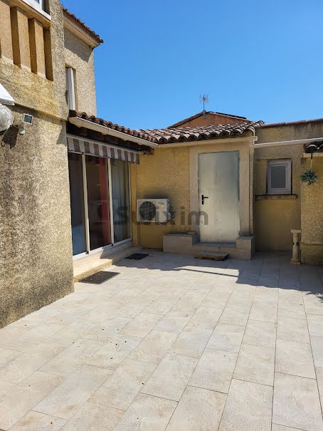 Vente appartement 4 pièces 82 m² à Uzès (30700), 159 000 €