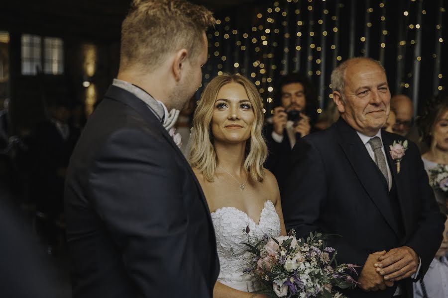 Fotografo di matrimoni Drew Findlay (drewfindlay). Foto del 23 novembre 2019