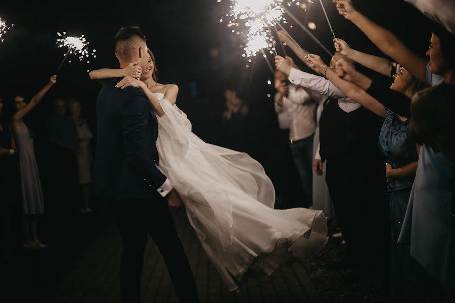 Fotógrafo de casamento Maksim Alekseevich (maksalex). Foto de 14 de setembro 2020