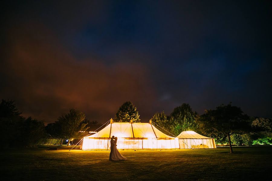 Fotografo di matrimoni Albert Palmer (albertpalmer). Foto del 15 settembre 2016