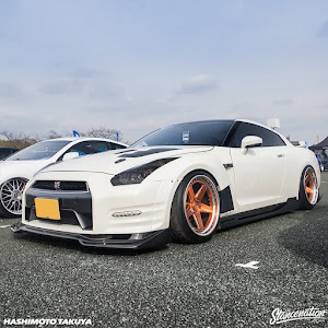 NISSAN GT-R R35
