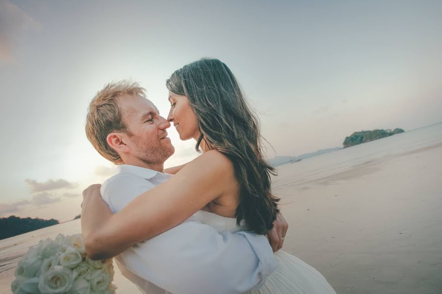 Fotografo di matrimoni Jon Low (jonlow). Foto del 29 settembre 2020