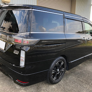 エルグランド E52型