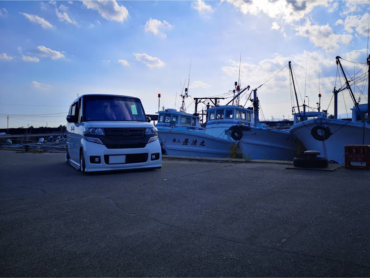Nボックスカスタムの車高調派・車好き女子・撮り溜め写真・Rady仕様・港撮影に関するカスタム事例の投稿画像4枚目