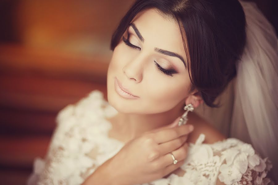 Wedding photographer Nadezhda Solovey (litlegirl85). Photo of 19 December 2013