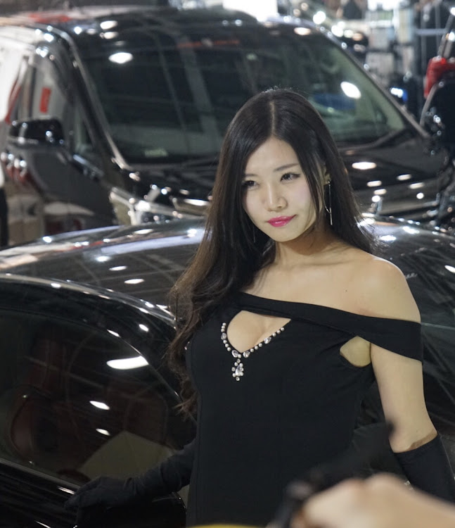 RoadBlock≪NoTorios〓さんが投稿した大阪オートメッセ2019・NoTorious〓・キャンギャルに関するカスタム事例の投稿画像4枚目