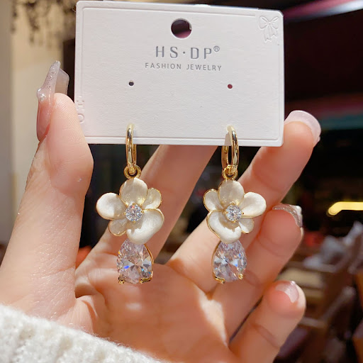 Title 6, Fashion Flower Zircon Elegant Retro Earrings – ...