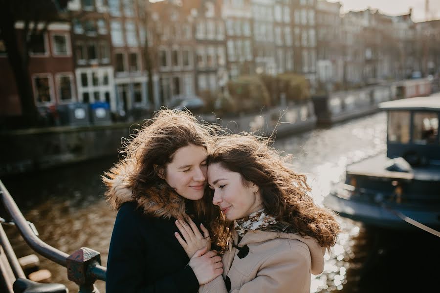 Photographe de mariage Stasya Burnashova (stasyaburnashova). Photo du 14 février 2019