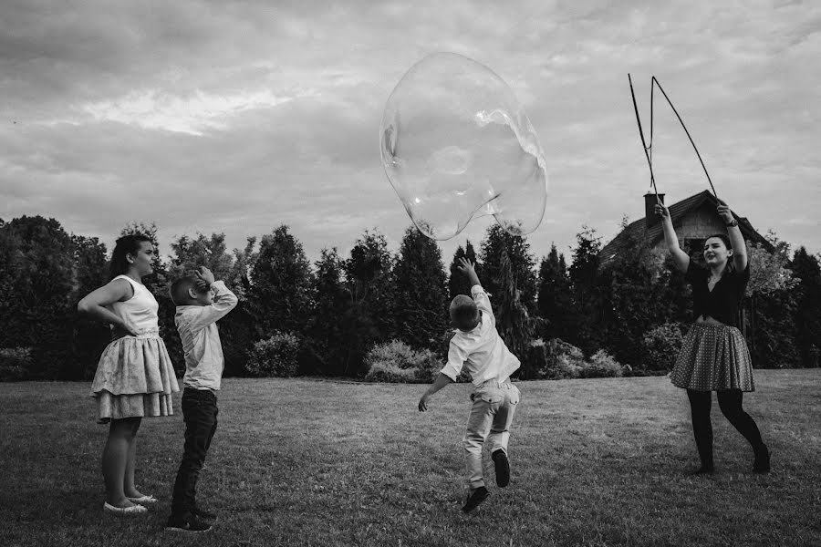 Huwelijksfotograaf Piotr Pasiak (intothewed). Foto van 25 april 2019