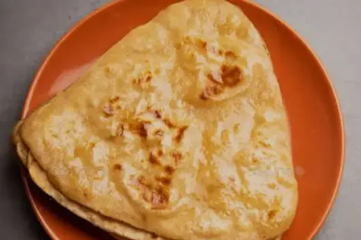 1 Amul Butter Tikona Paratha