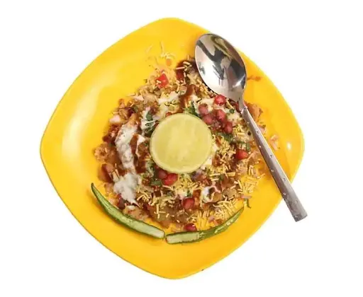 Aloo Tikki Chaat