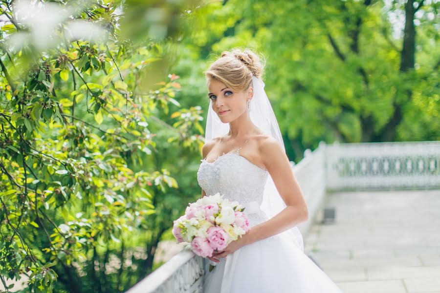 Fotógrafo de bodas Aleksandr Maksimov (maksfoto). Foto del 19 de julio 2014