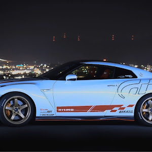 NISSAN GT-R R35