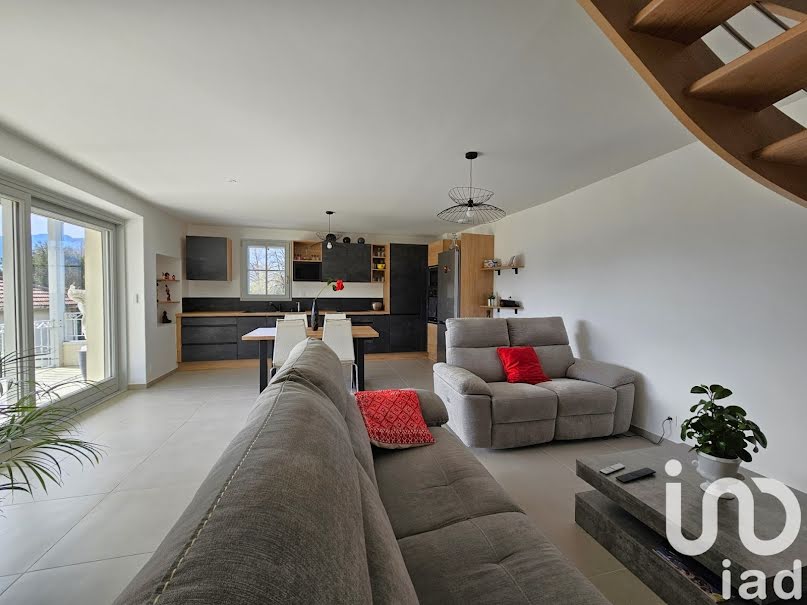 Vente maison 8 pièces 203 m² à Chambery (73000), 689 000 €