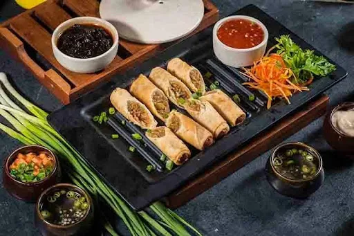 Veg Spring Roll [4 Pieces]