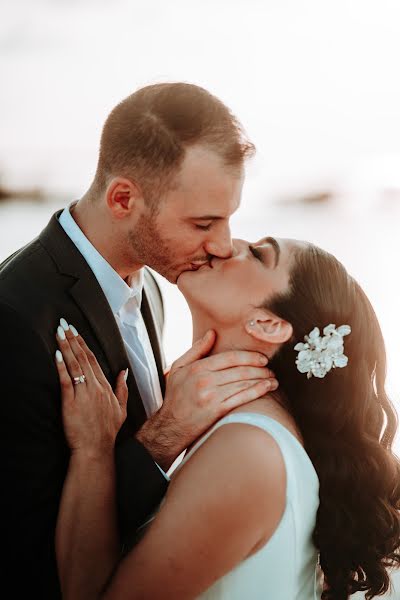 Fotografo di matrimoni Roberto Andrade Y Ximena Zilli (robymenaphoto). Foto del 15 novembre 2023