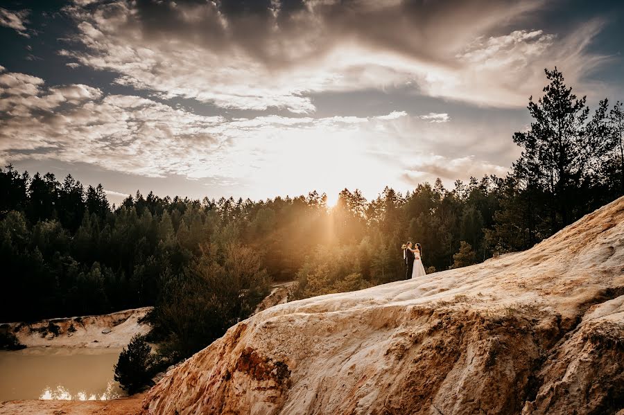 Fotografo di matrimoni Lucie Skopalová (okemlucie). Foto del 10 maggio