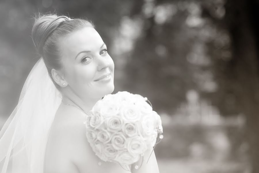 Wedding photographer Olga Gromova (grolsen). Photo of 17 March 2014