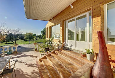 House with pool and terrace 11