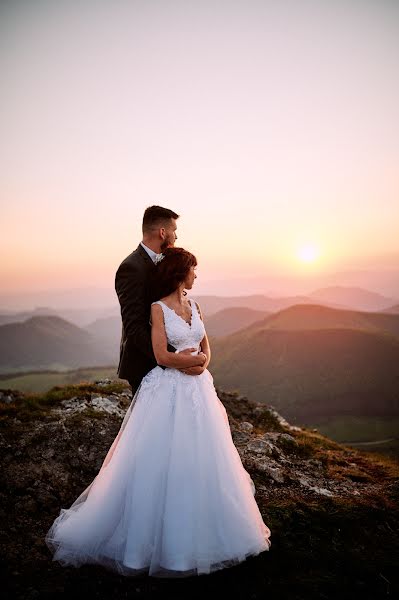 Fotógrafo de bodas Lukáš Vážan (lukasvazan). Foto del 23 de marzo 2022