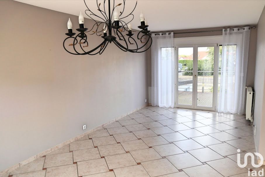 Vente maison 6 pièces 123 m² à Longueau (80330), 216 000 €