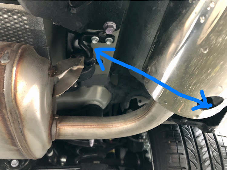 RAV4のTOYOTA・rav4・86マフラーカッター・ワイヤーに関するカスタム事例の投稿画像3枚目