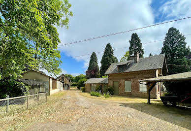 Property with pool and garden 5