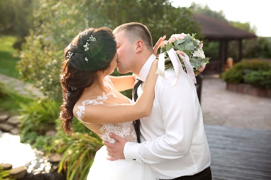 Fotografo di matrimoni Toma Shekhovcova (tomash). Foto del 11 aprile 2019