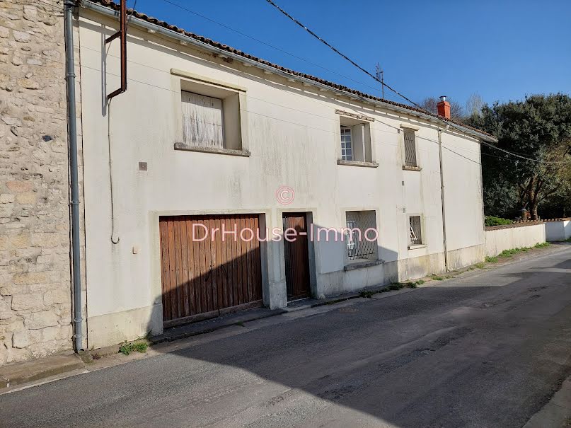 Vente maison 10 pièces 292 m² à Cozes (17120), 324 000 €