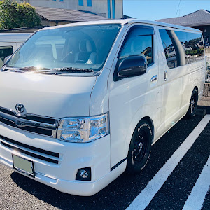 ハイエースバン TRH200V