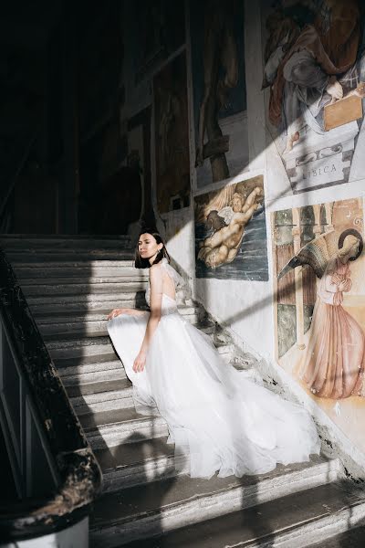 Wedding photographer Dasha Veslopolova (dashamenschik35). Photo of 17 February 2020