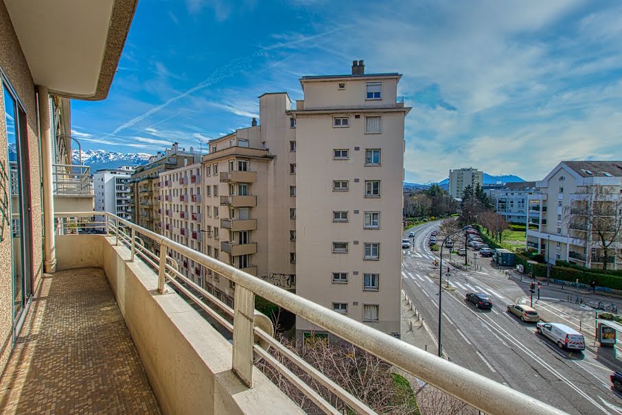 Vente appartement 3 pièces 76 m² à Grenoble (38000), 209 000 €