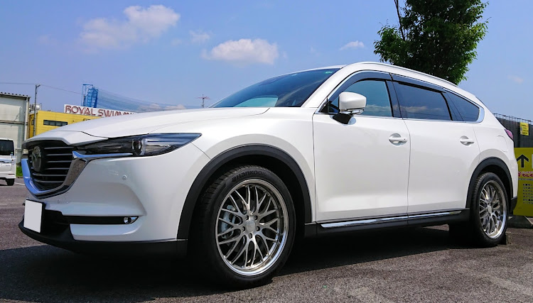 CX-8のローダウン・ダウンサス交換・純正感・嫁さんに内緒・バレずに安心に関するカスタム事例の投稿画像1枚目