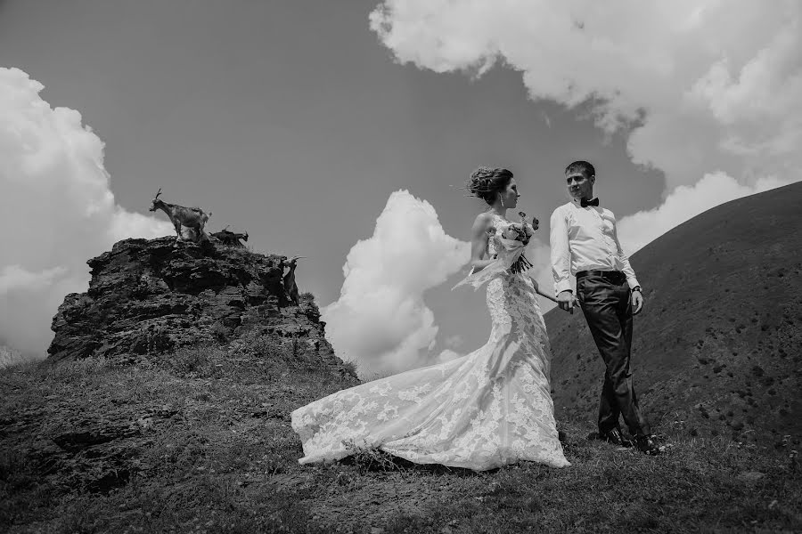 結婚式の写真家Timur Ortabaev (zolia)。2016 8月19日の写真