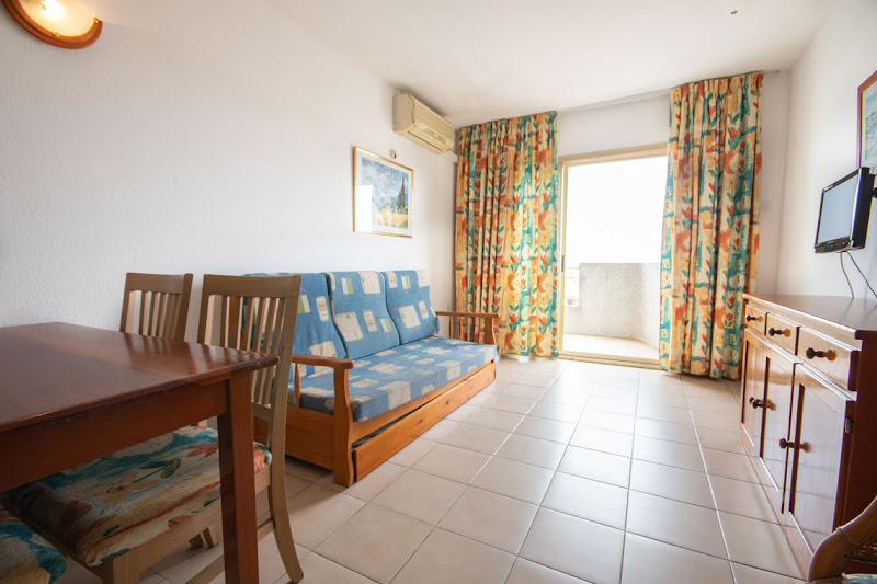 Apartamentos Almonsa Playa | Salou | Web Oficial