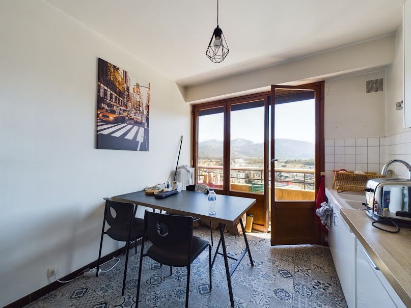 Vente appartement 2 pièces 46 m² à Chambery (73000), 147 000 €