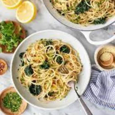 Aglio E Olio Spaghetti