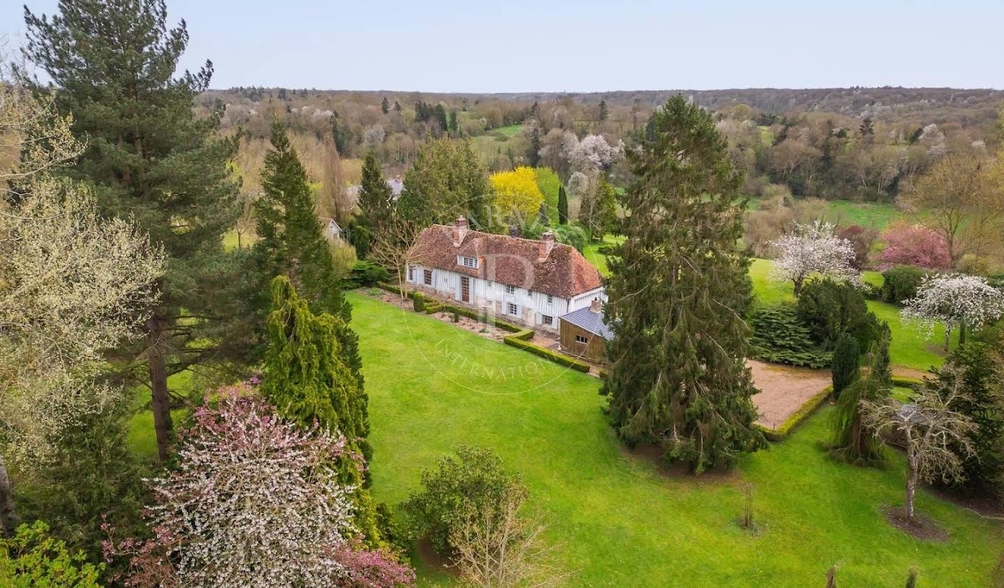 Propriété avec jardin Lisieux