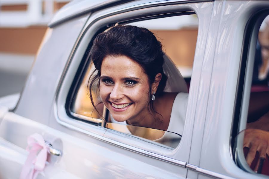 Fotógrafo de casamento Bartłomiej Głowacki (fotografiazglowa). Foto de 2 de janeiro 2021