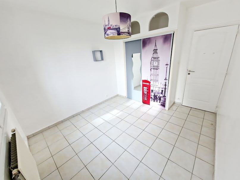 Vente appartement 3 pièces 67.16 m² à Romans-sur-isere (26100), 120 000 €