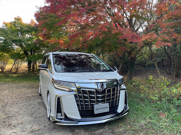 アルファードの五色台・根香寺・屋島・五剣山・紅葉と愛車に関するカスタム事例の投稿画像1枚目