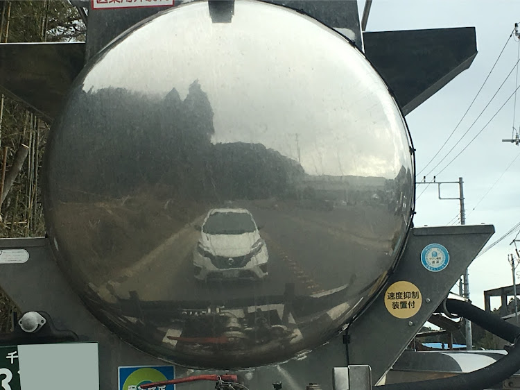 ノートの日産の日・ドライブ・DIYに関するカスタム事例の投稿画像1枚目