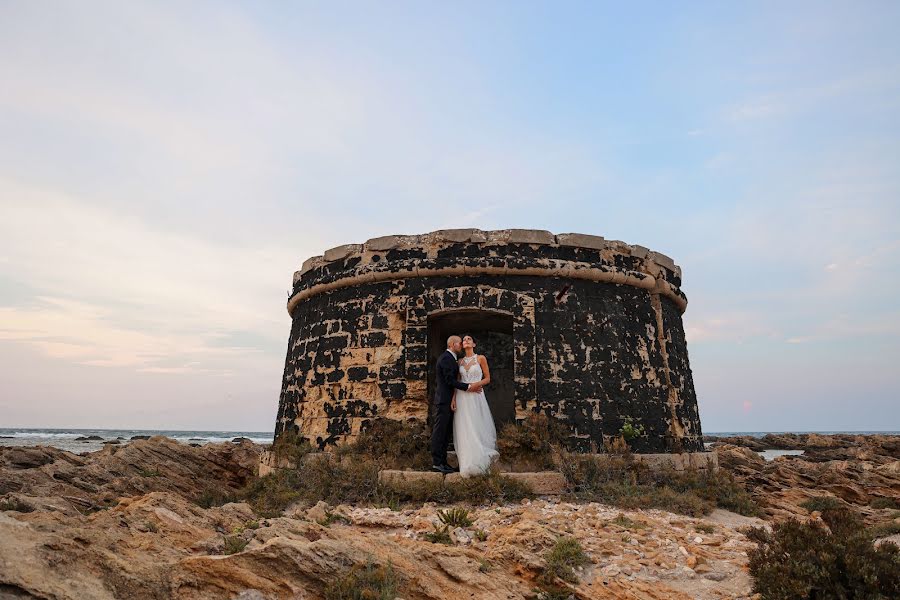 Wedding photographer Nicola Vitti (nicolavitti). Photo of 25 October 2022