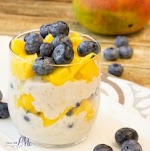 Blueberry Mango Overnight Oats Parfait was pinched from <a href="http://www.callmepmc.com/blueberry-mango-overnight-oats-parfait/" target="_blank">www.callmepmc.com.</a>