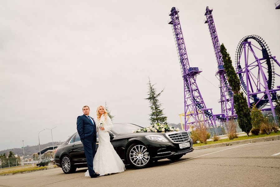 Fotógrafo de casamento Olga Shadrina (akinelka). Foto de 8 de março 2017