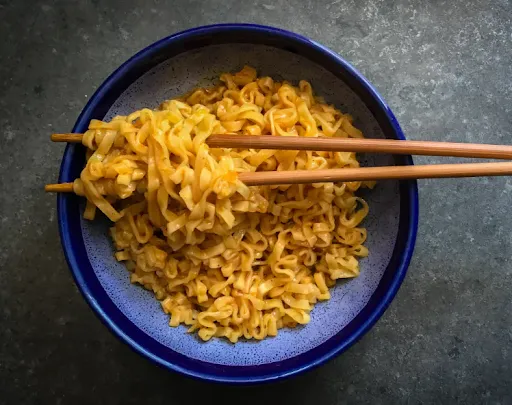 Top Ramen Flat Noodles Curry (og)