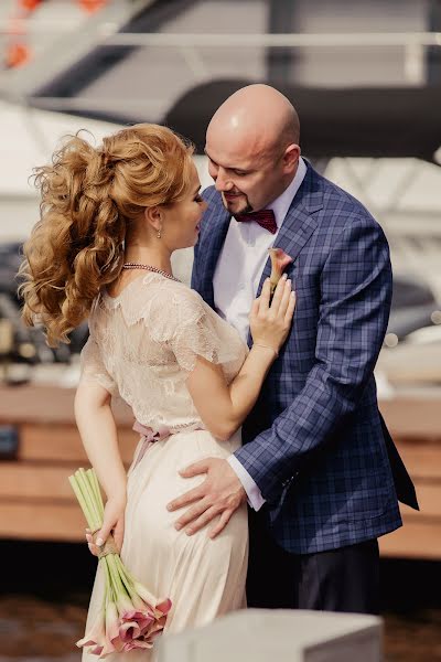 Fotógrafo de bodas Elmira Ermakova (eliss). Foto del 27 de febrero 2020