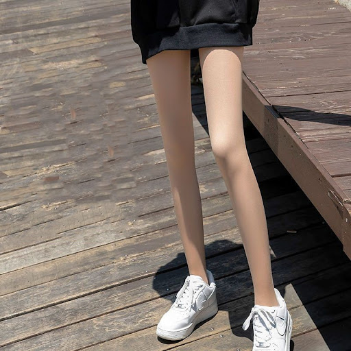 Title 3, Tall Superb Fleshcolor Pantynose Womens Autumn...
